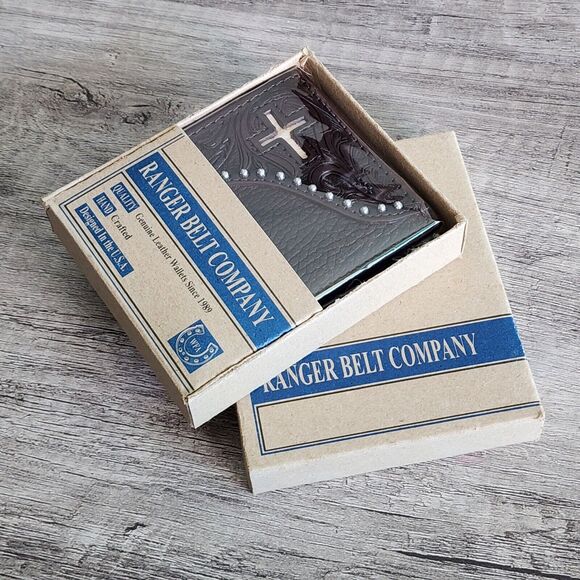 Western Dark Brown Leather Bifold Wallet Cowhide Inlay Cross Silver Stud Accent - Picture 11 of 13